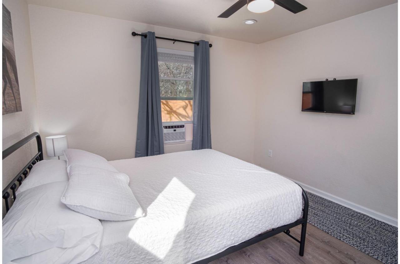 Adorable 2Br Guesthouse Close To Riverwalk And Dt San Antonio Kamer foto